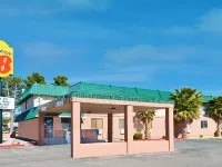 Super 8 by Wyndham Alamogordo/White Sands Hotels in Otero County