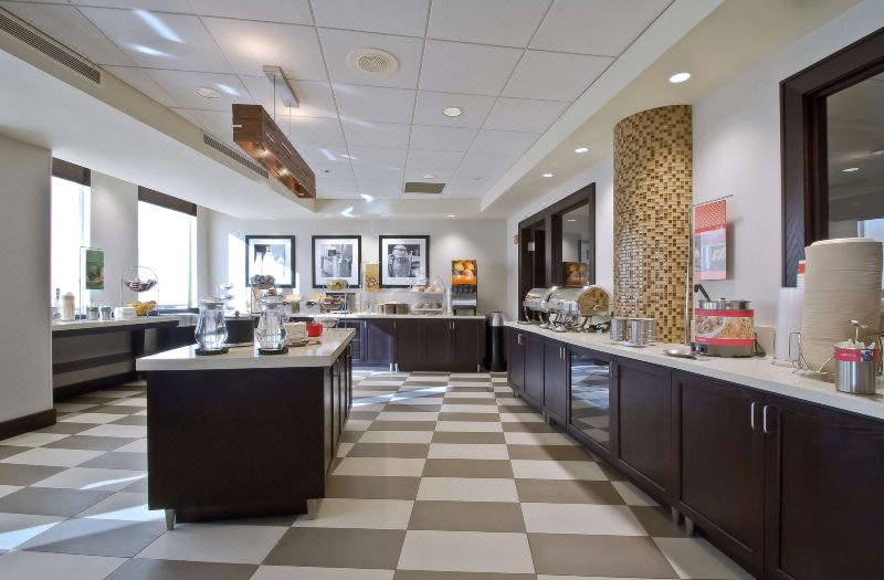 Hampton Inn & Suites Columbus-Downtown photo 5