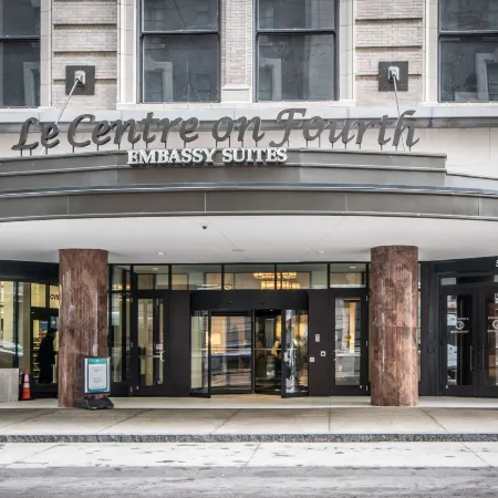 Embassy Suites by Hilton Louisville Downtown