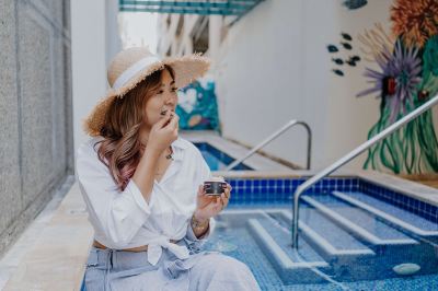 屋外プール ワイキキ マリア by アウトリガーの写真