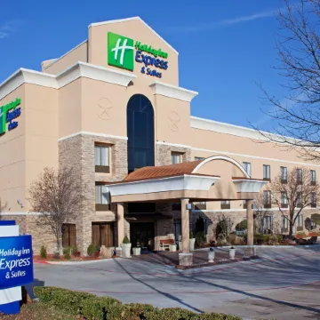 Holiday Inn Express & Suites ARLINGTON (I-20-PARKS MALL) by IHG
