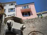 Colonna 24 Luxury Room in Portovenere Near 5 Terre Hotels in Portovenere