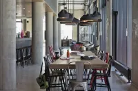 Moxy Vienna Airport - Frühstück