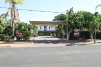 Irish Club Accommodation Hotels in Fisher
