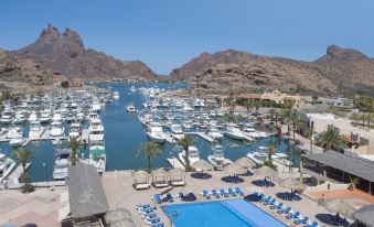Marinaterra Hotel & Spa