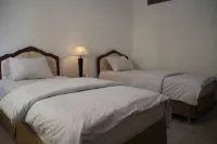 Mega Bintang Sweet Hotel 2 세푸 호텔