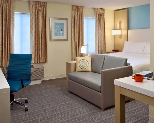 Sonesta ES Suites Auburn Hills Detroit Hotels in Oakland County