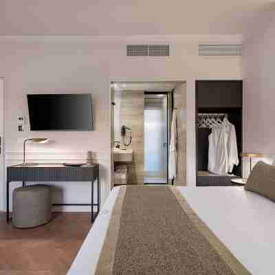 Riviera Suites Rooms