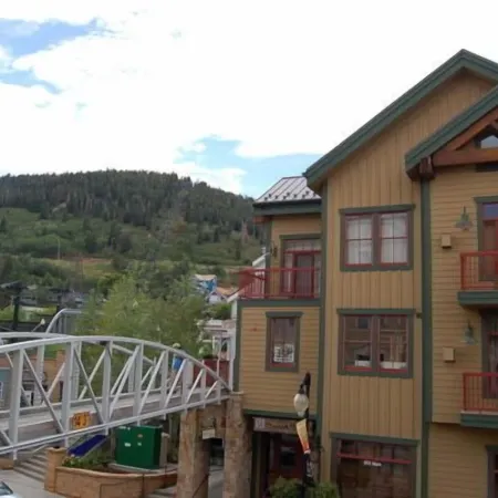 Lift Lodge Condo