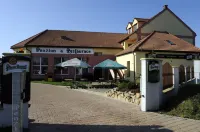 Wellness Penzion Kroměříž - Zlobice Hotels in 