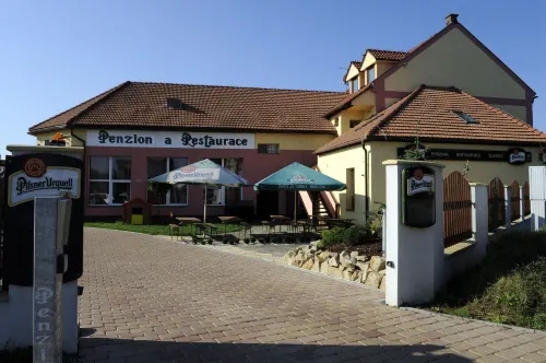 Wellness Penzion Kroměříž - Zlobice - ที่มีสปา
