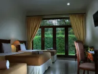 D'Emmerick Salib Putih Hotel Salatiga Hotels in Argomulyo