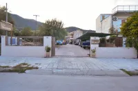 Villa Theodora - Parkering