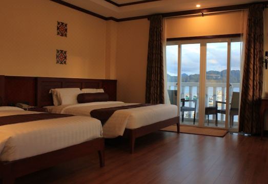 코론 웨스트타운 리조트 주변 관광지