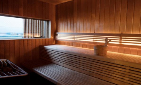 5. 포스호텔 미바튼..