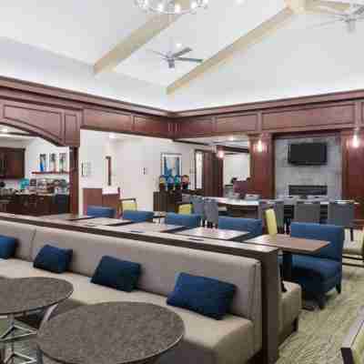Homewood Suites by Hilton Hamilton Dining/Meeting Rooms