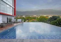 Hotel Santika Palu Hôtels à : South Palu