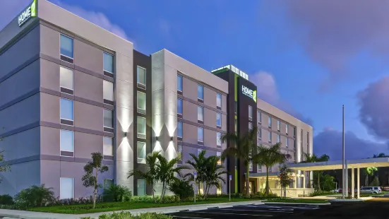 Home2 Suites by Hilton West Palm Beach Airport