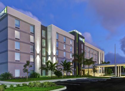 Home2 Suites by Hilton West Palm Beach Airport