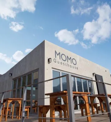 Momo Pension Hotels in Муджу