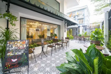 Hana Stay Tran Quoc Hoan Отели рядом с достопримечательностью «Electric Power University»