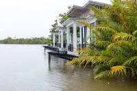SS Villa & Resort فنادق في Srae Ambel