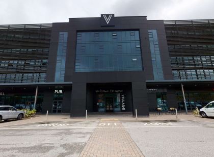 Village Hotel Leeds South