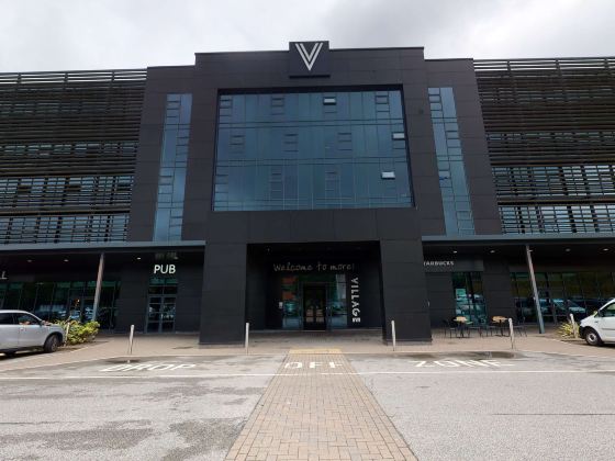 Village Hotel Leeds South