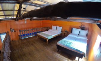 Kandugyap House by the Sea - Housity