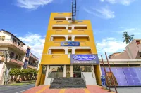 FabHotel Radha Residency