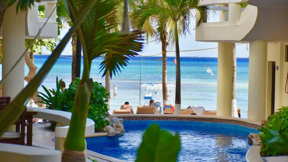 Playa Palms Beach Hotel