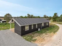 "Raakel" - 950m from the Sea