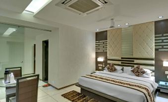 Pearl Hotel & Banquets Ahmedabad