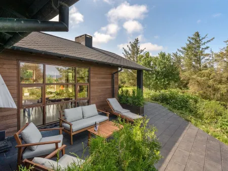 "Andri" - 600m to the Fjord