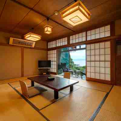 岩本樓本館 Rooms