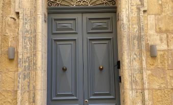 Ursula Suites - Self Catering Apartments - Valletta - by Tritoni Hotels