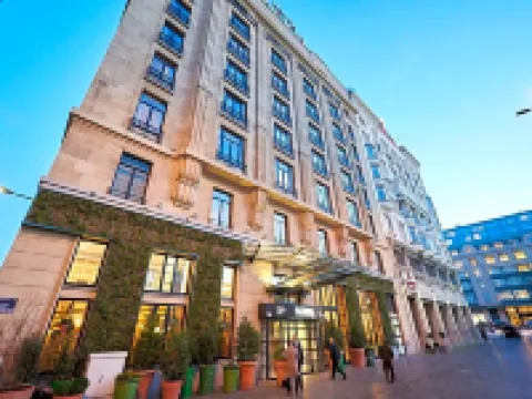 โรงแรม อินดิโก บรัสเซลส์-ซิตี้ บาย IHG โรงแรมในบรัสเซลส์