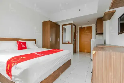 RedLiving Apartemen Margonda Residence - Tower 2 Hotels near Deacar Arena