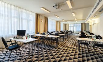 AZIMUT Hotel Cologne