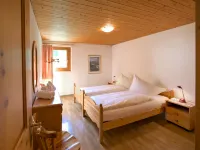 Chesa Maurus A1 - Homestays