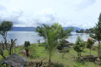 Sony Cottage Hotels in Ambarita