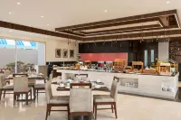 Ramada by Wyndham Gandhidham Shinay - breakfast