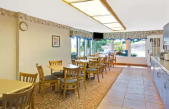 トラベロッジ バイ ウィンダム ラピッド シティ