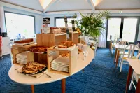 Kyriad Lannion - Perros-Guirec - breakfast