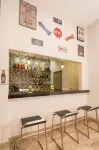 拉爾科都市貝斯特韋斯特優質酒店 - 酒吧