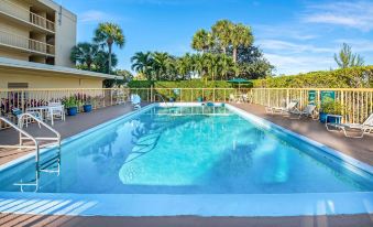 La Quinta Inn by Wyndham West Palm Beach - Florida Turnpike
