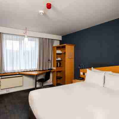 Holiday Inn Express DROITWICH SPA by IHG Rooms