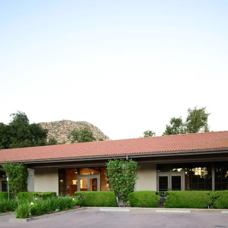 Riviera Oaks Resort and Racquet Club