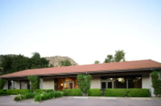 Riviera Oaks Resort and Racquet Club Hotels in 