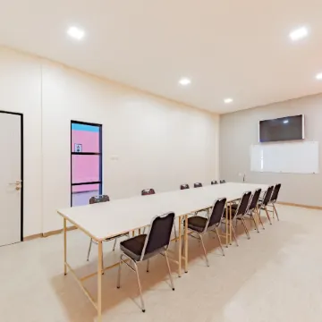 Sans Hotel Berau Square